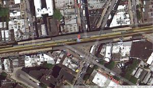 7_Train_Stations/90_elmhurstave_GEO.jpg