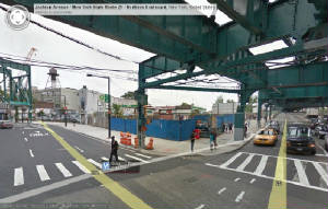 E-Train_List/Queens_Plaza_And_GEO.jpg