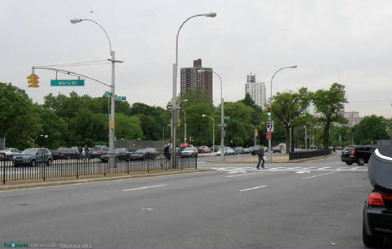 E-Train_List/Van_Wyck_Main_Street_GEO.jpg